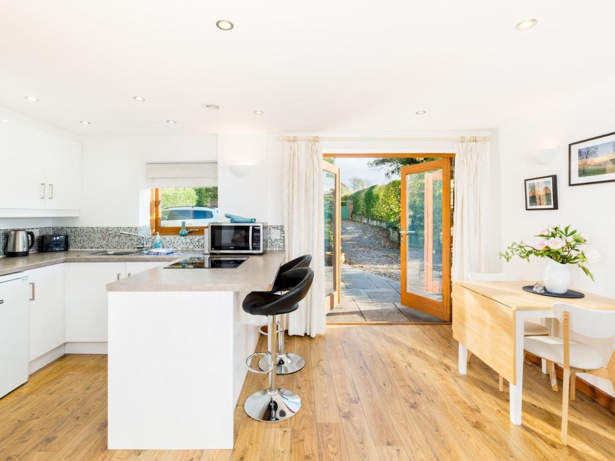Villa Pass The Keys Rural Retreat In Rowington, Warwickshire Warwick  Exterior foto